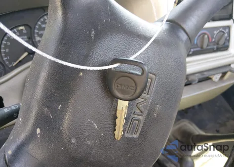 2002 GMC Sierra 2500Hd Standard из США, поврежденный, VIN 1GTHK24U42E225226